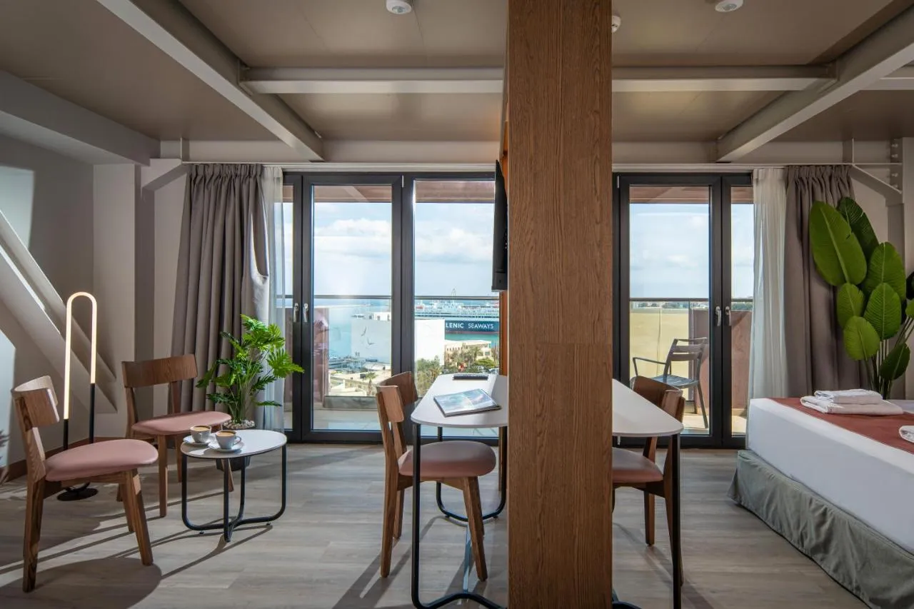 Infinity City Boutique Hotel