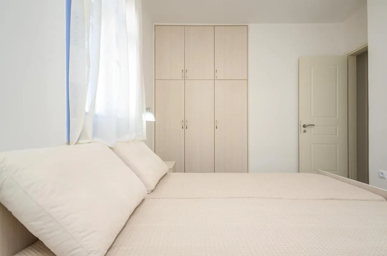 '