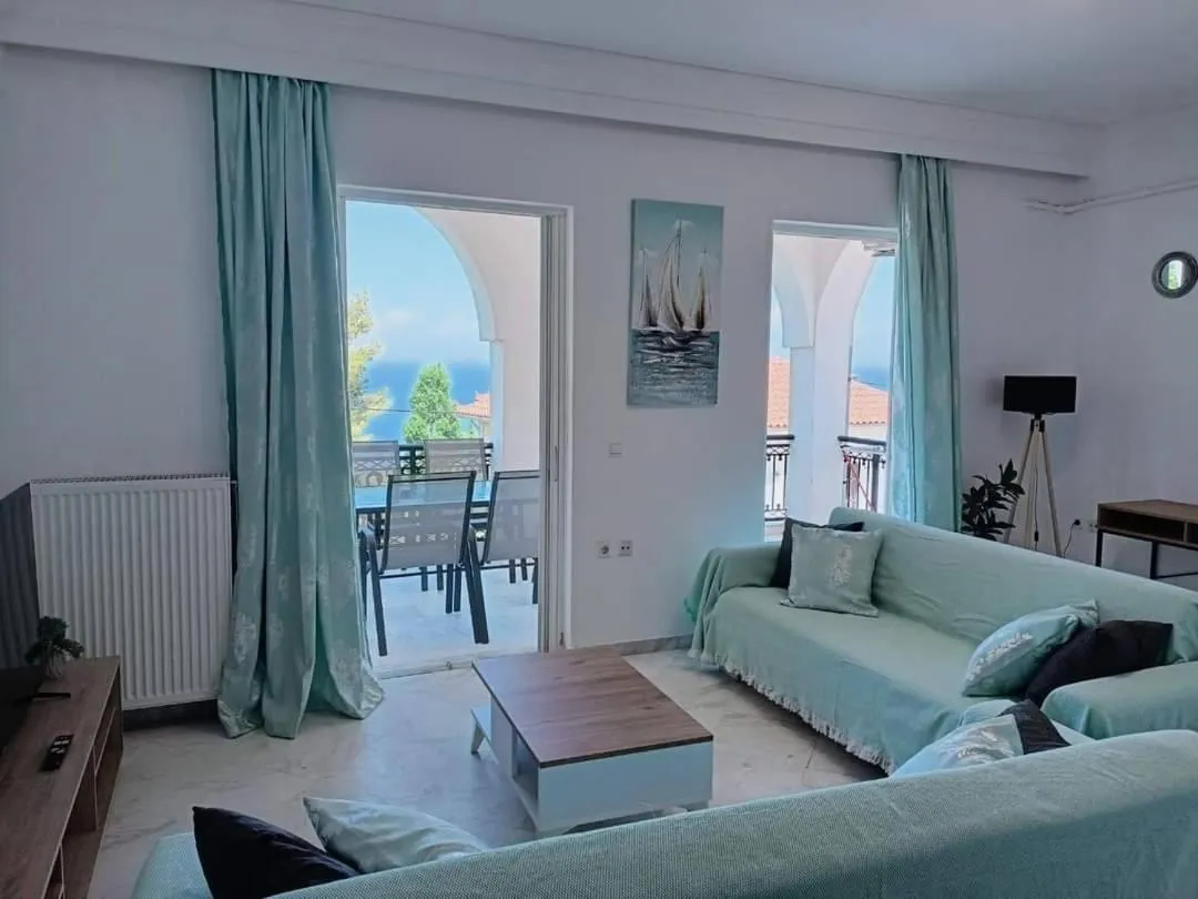 Levante Breeze