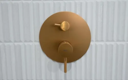 '