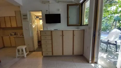 '