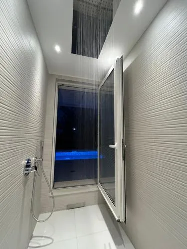 '