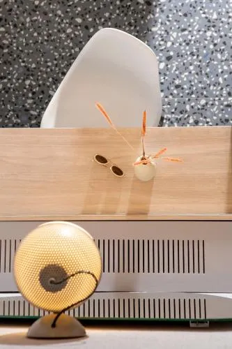 '