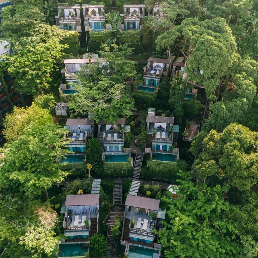 Dinso Resort & Villas Phuket Vignette Collection