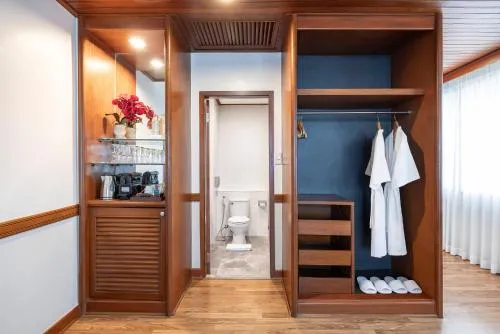 Royal Phuket City