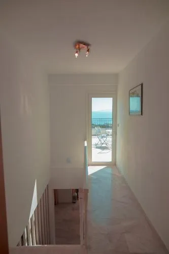 '