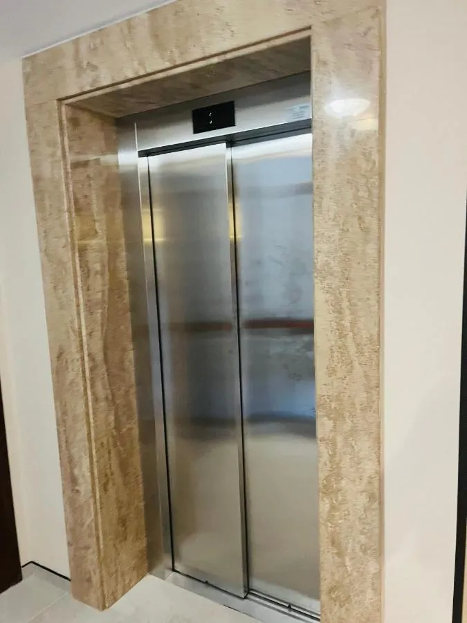 '