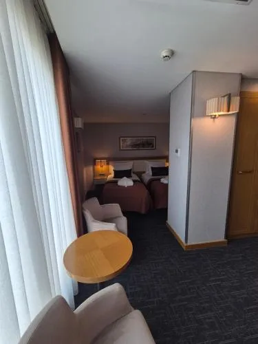 '