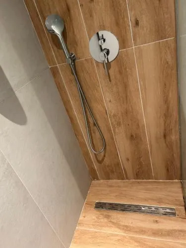 '