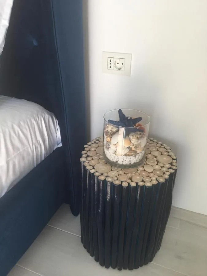'