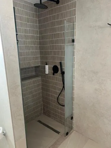 '