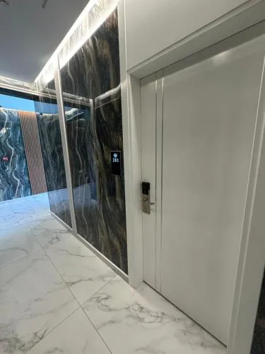 '