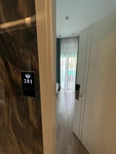 '