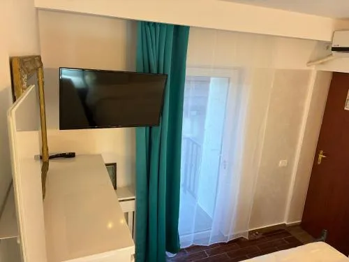 '