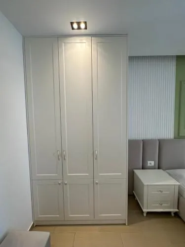 '