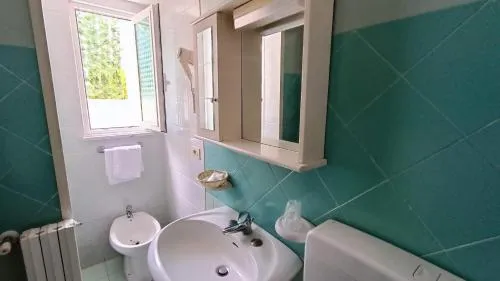 '