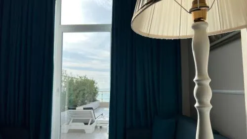 '