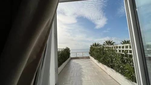 '
