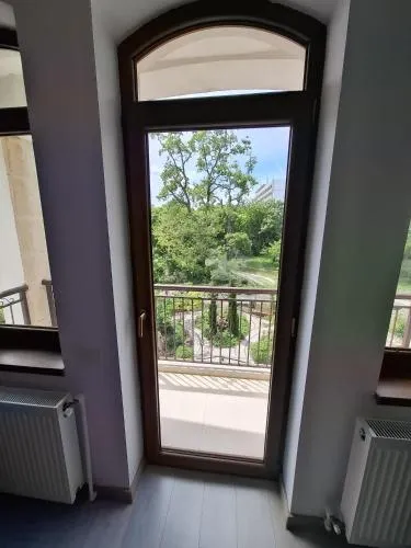 '