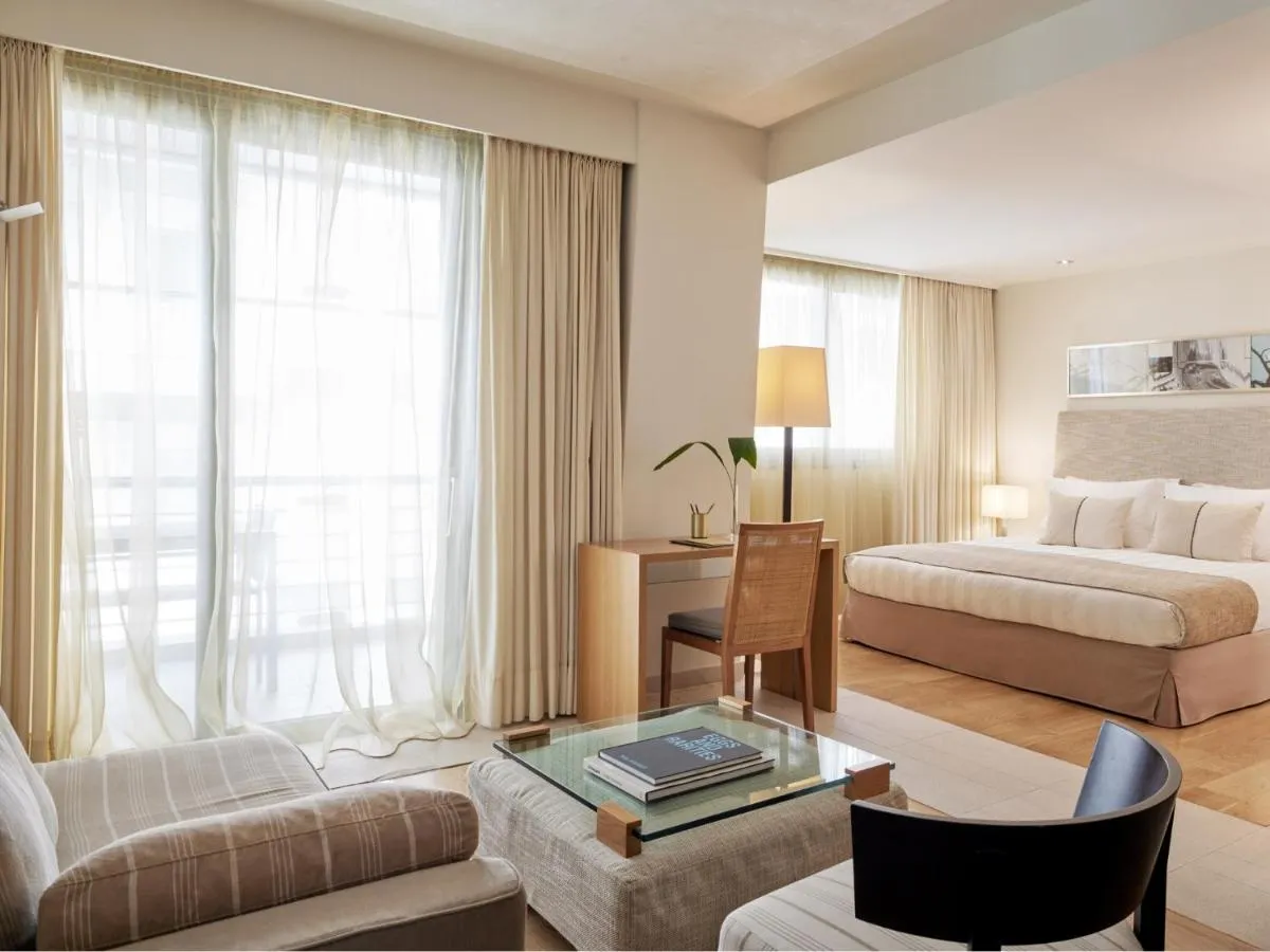 Daios Luxury Living