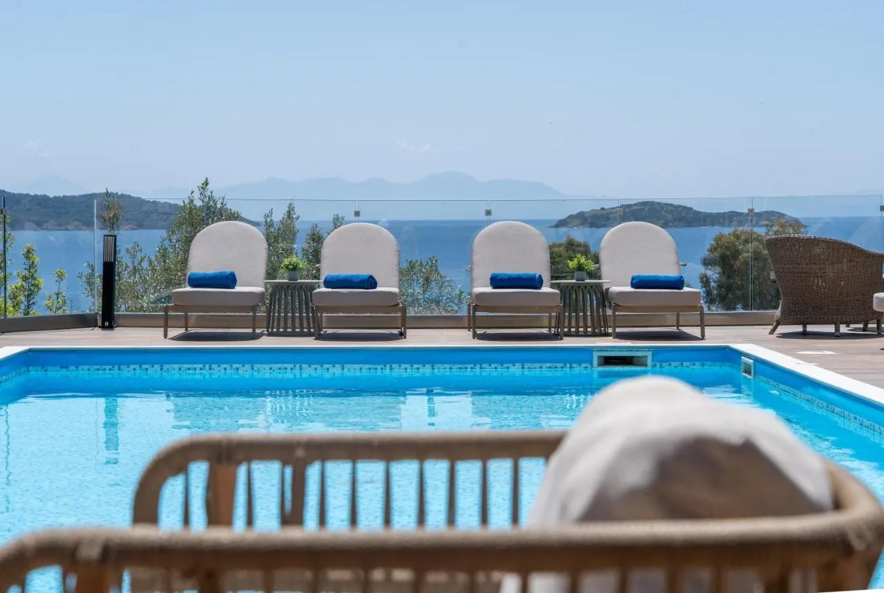 Irida Hotel