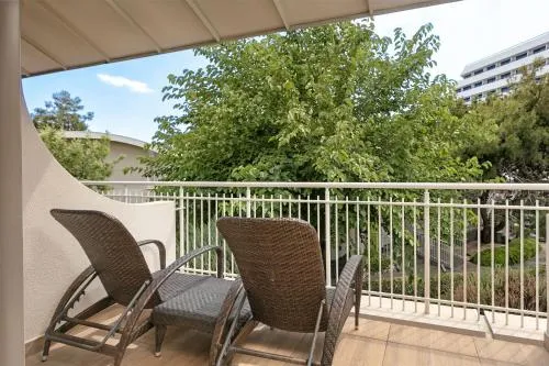 '
