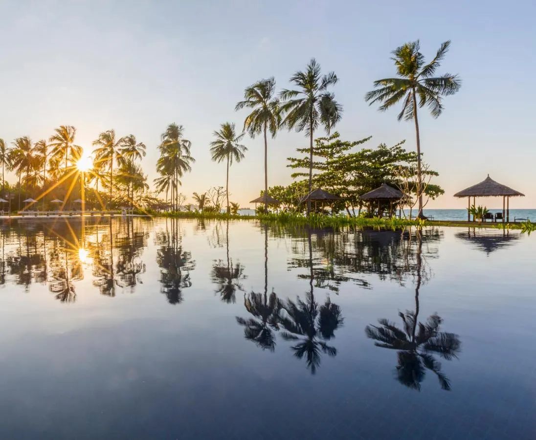 Kantary Beach Hotel Villas & Suites