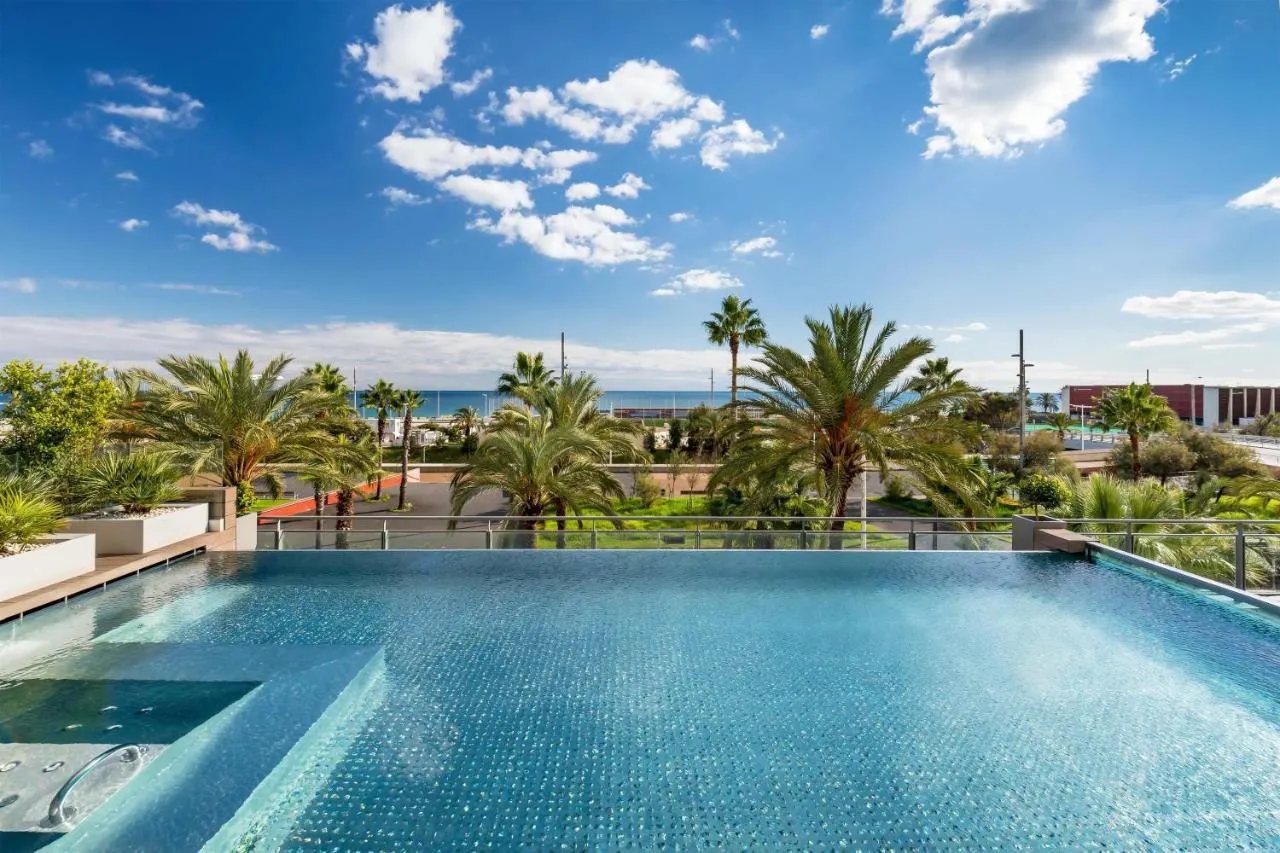 Occidental Atenea Mar