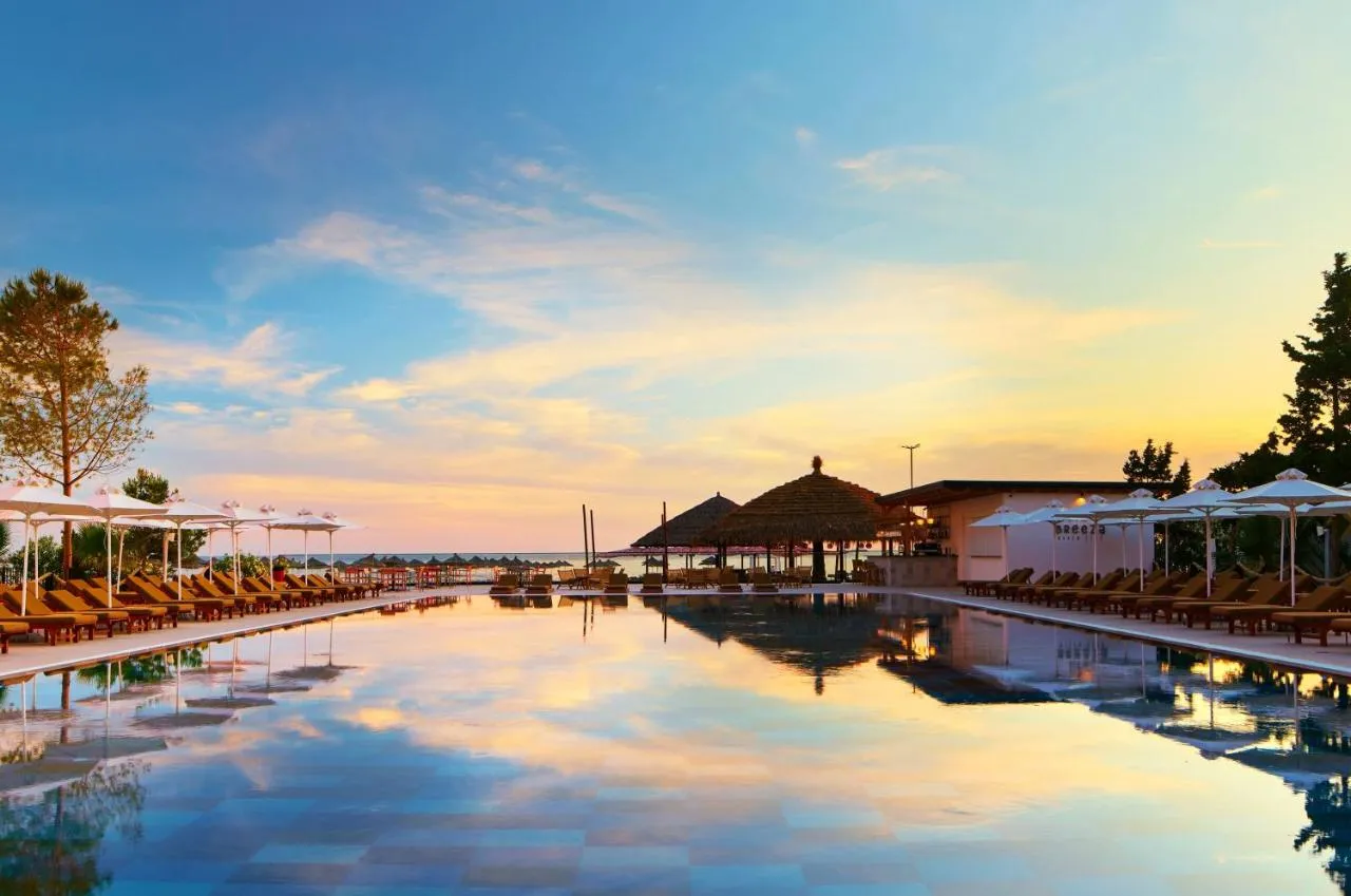 Sol Tropikal Durres