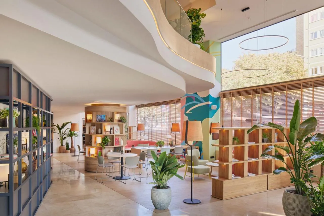 Innside by Melia Barcelona Apolo