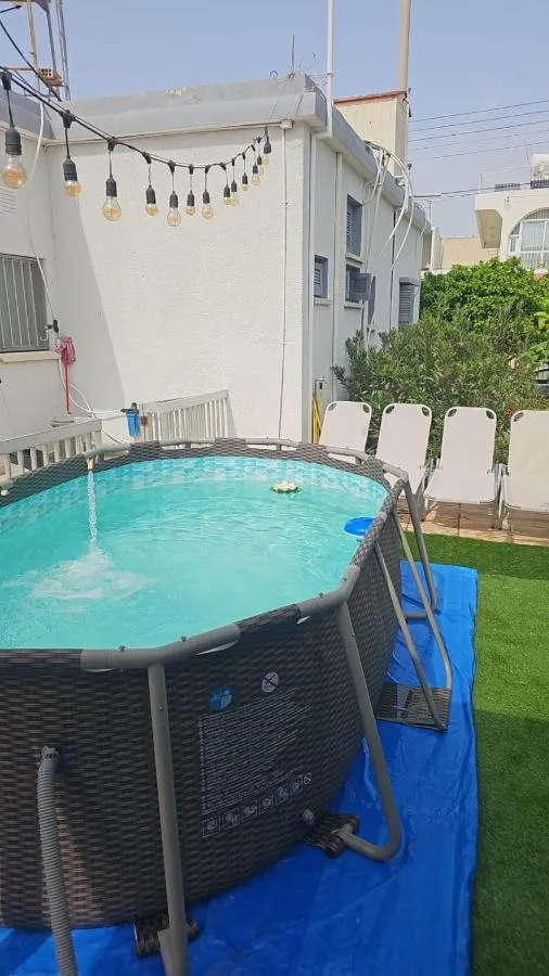 '