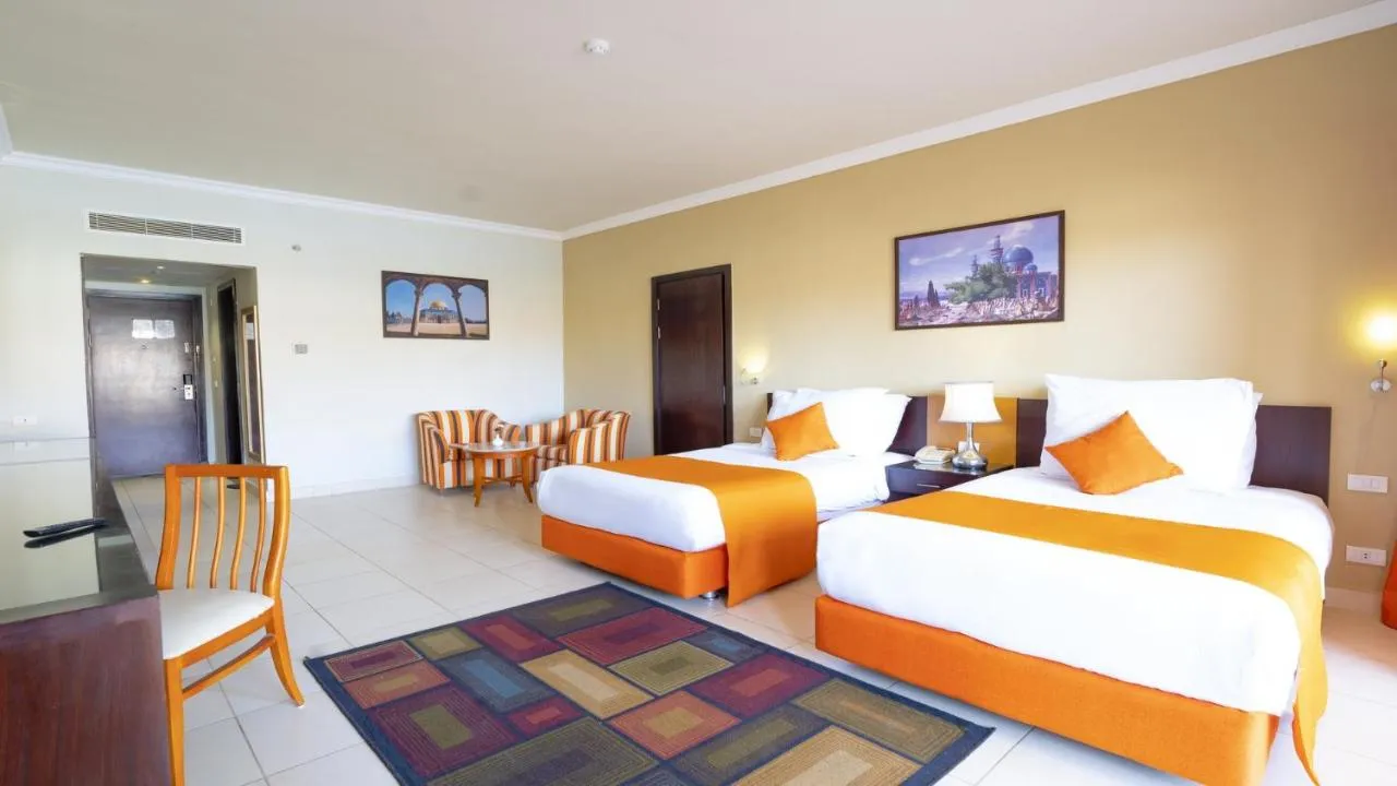 Parrotel Lagoon Resort