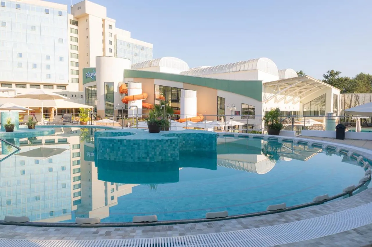 Lotus Therm Spa & Luxury Resort