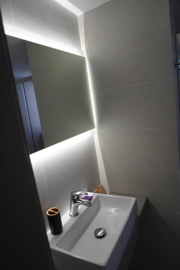 '