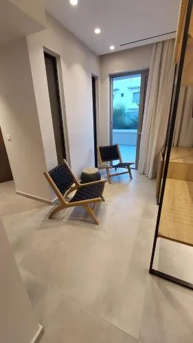'