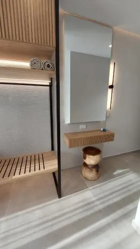 '