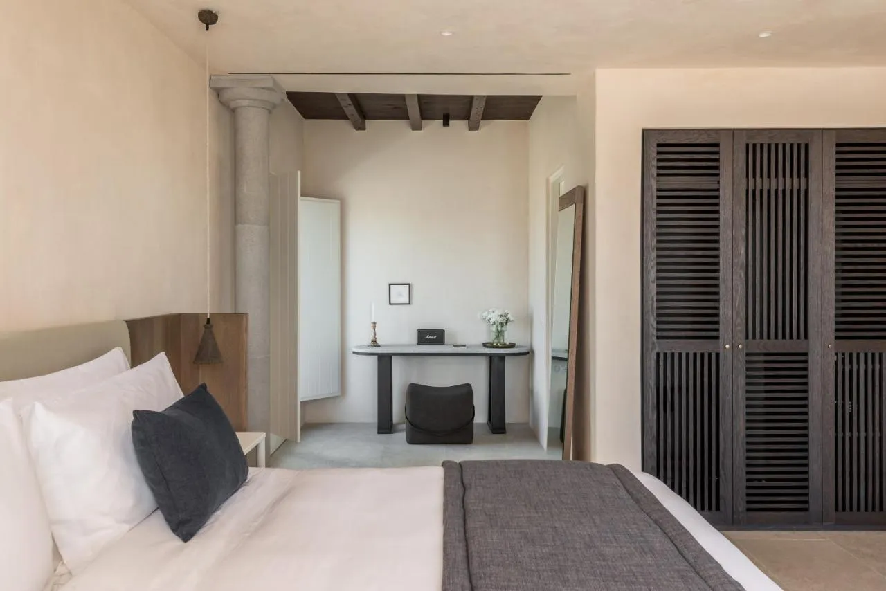 Istoria Hotel
