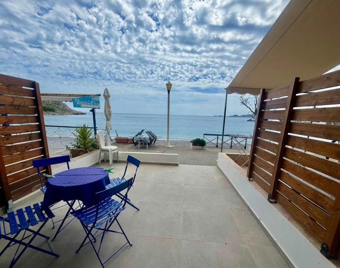 Charaki Escape Chic Seafront Studio