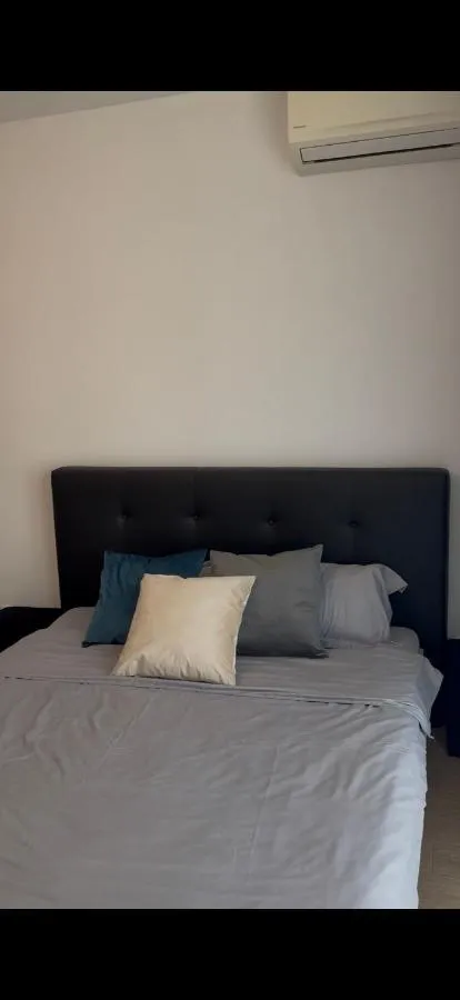 '