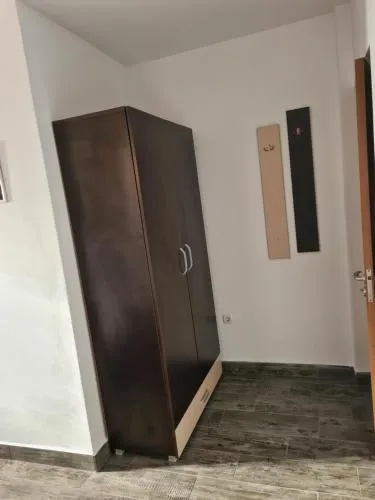 '