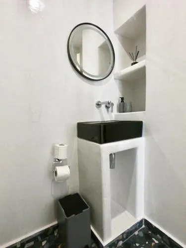 '