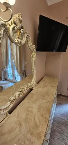 '