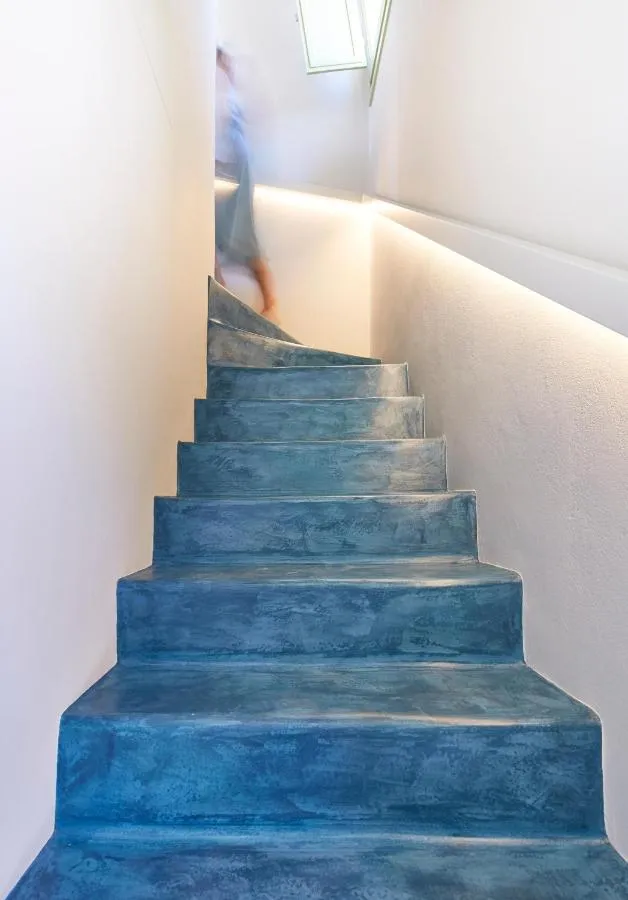 '