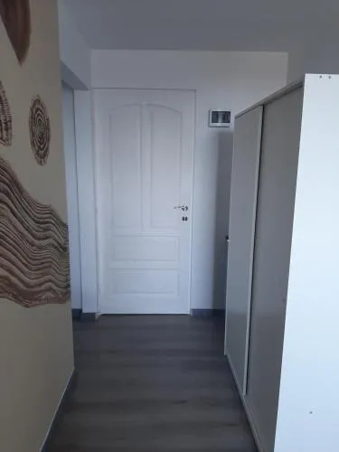 '