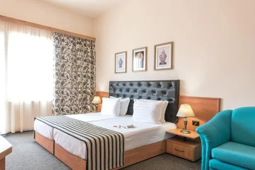 Hotel Lotus