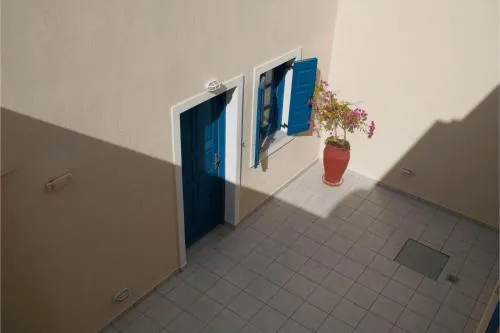 '