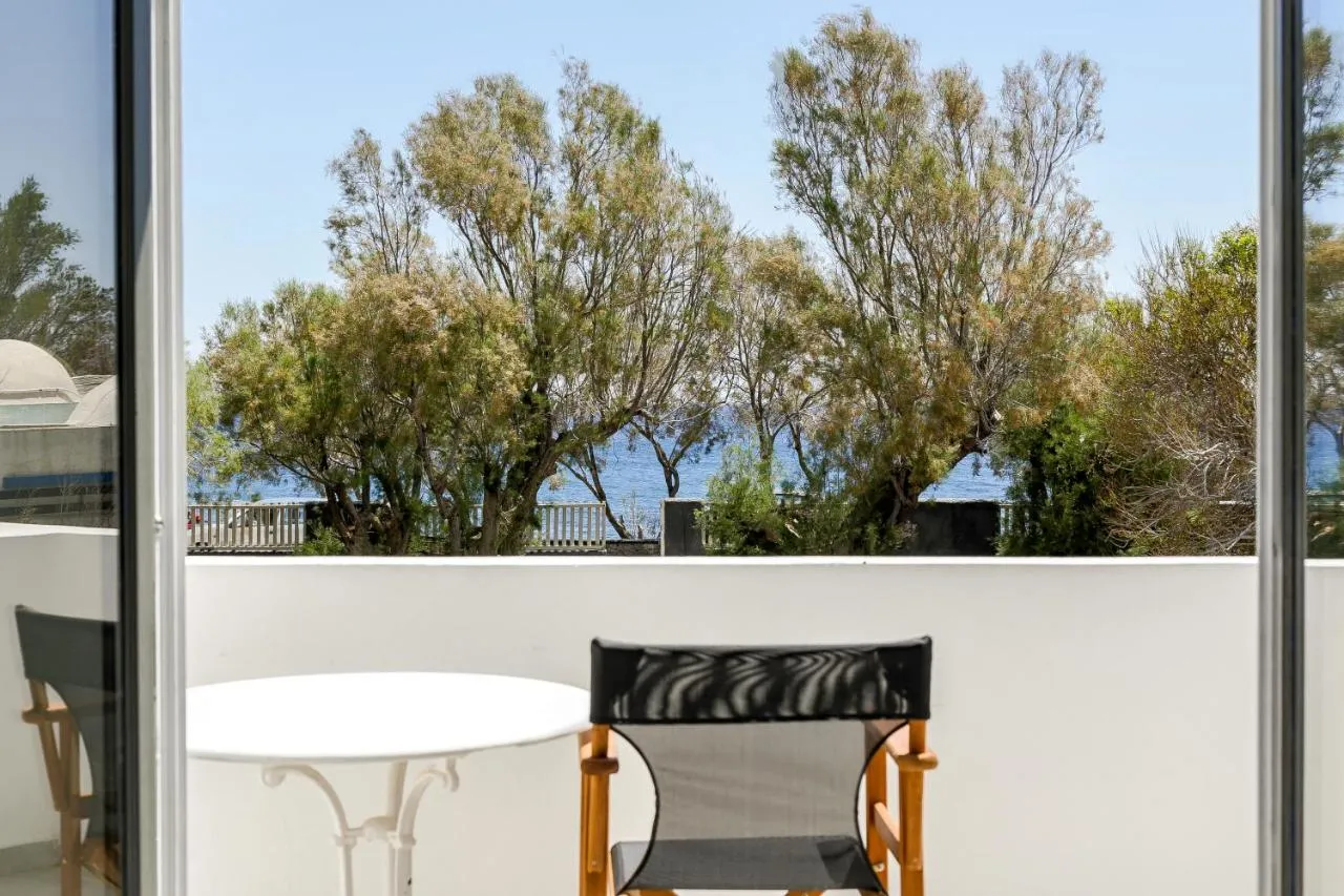 Exi Sea Side Suites
