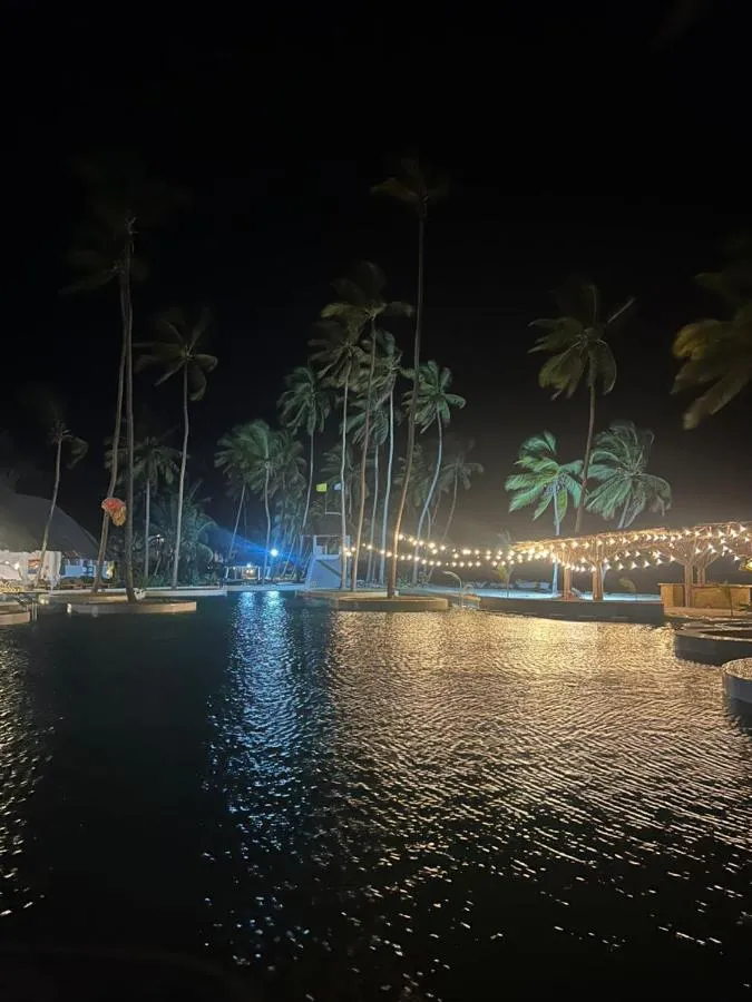 Antonio Beach Hotel & Spa