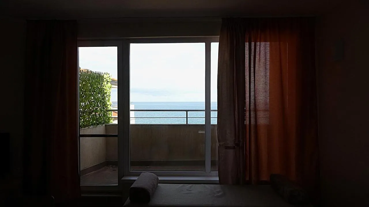 '