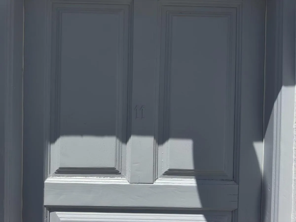 '